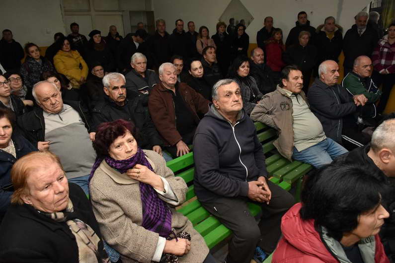 Градоначалникот Јованоски на средба со жителите од урбаните заедници „Гоце Делчев“ и „Центар“