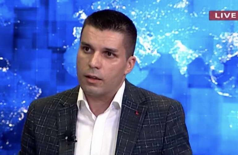 Николовски: Ако во Собранието се оневозможува гласање важни закони, постои реална можност да направиме ново парламентарно мнозинство