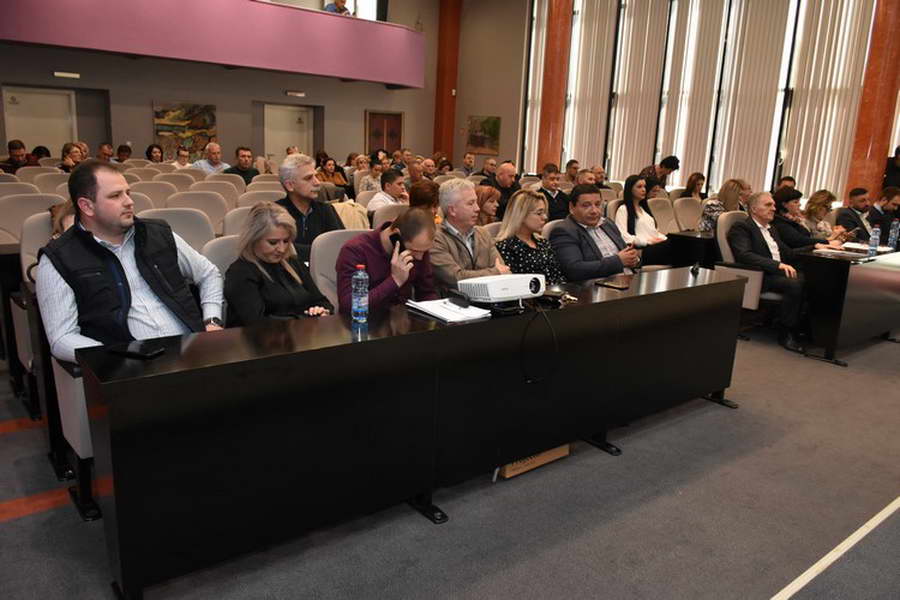 Совет на општина Прилеп: Усвоени препораките на градоначалникот Јованоски за заштита од коронавирусот и Годишната сметка на општинскиот буџет