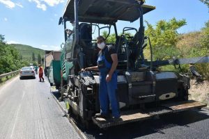 Сугарески: Продолжуваат инвестициите на Министерството за транспорт и врски и Владата во Пелагонискиот регион