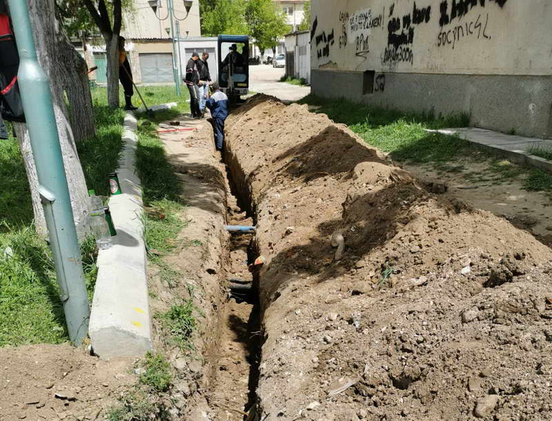 Прилепски „Водовод и канализација“ ги привршува градежните зафати на новата канализациона линија на улица „Бидимаж“