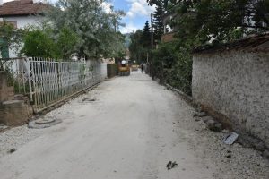 Продолжува инфраструктурното уредување на Прилеп, на ред улици и паркинзи во урбаните заедници „Бончејца“ и „Центар“