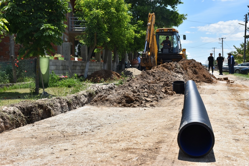 Започна доградбата на канализационата мрежа во населеното место Големо Коњари