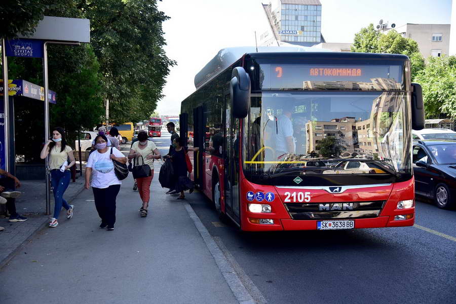 Од утре повторно бесплатен јавен превоз за средношколците во Скопје