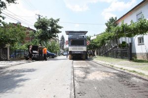 Започнаа градежните работи за рехабилитација на улицата „Октомвриска“