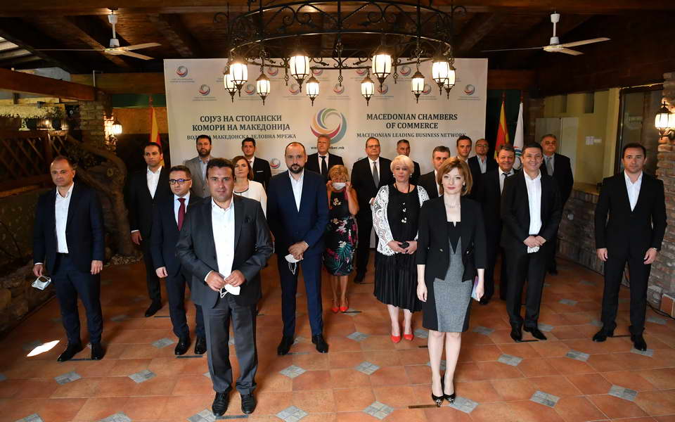 Премиерот Заев на средба со претставници на Сојузот на стопански комори