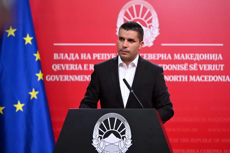 Вицепремиерот Николовски најави дека ќе побара разрешување на директорката Димова