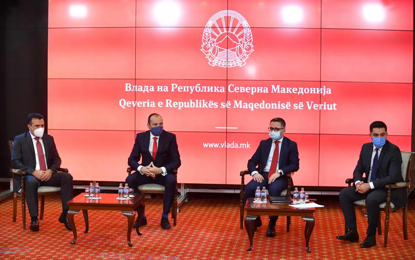 Премиерот Заев и министерот Бектеши: Финансиска поддршка за 400 компании во износ од 17.2 милиони за инвестиции и зајакнување на конкурентноста