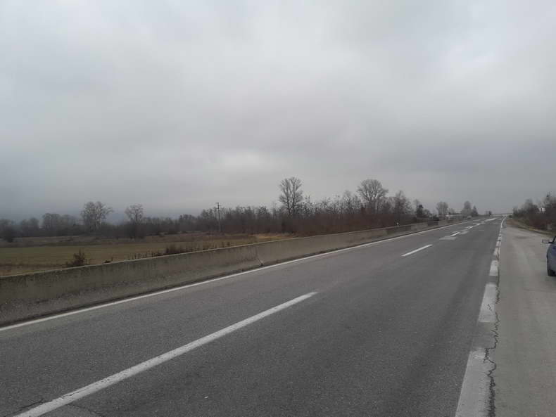 Автопатот Тетово – Гостивар полн со дупки, ќе се проектира неговата реконструкција во 2022 година