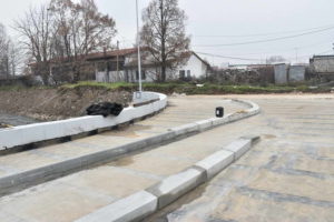 Се асфалтира мостот во населбата „Сточен пазар“, до крајот на месецот ќе биде пуштен во употреба