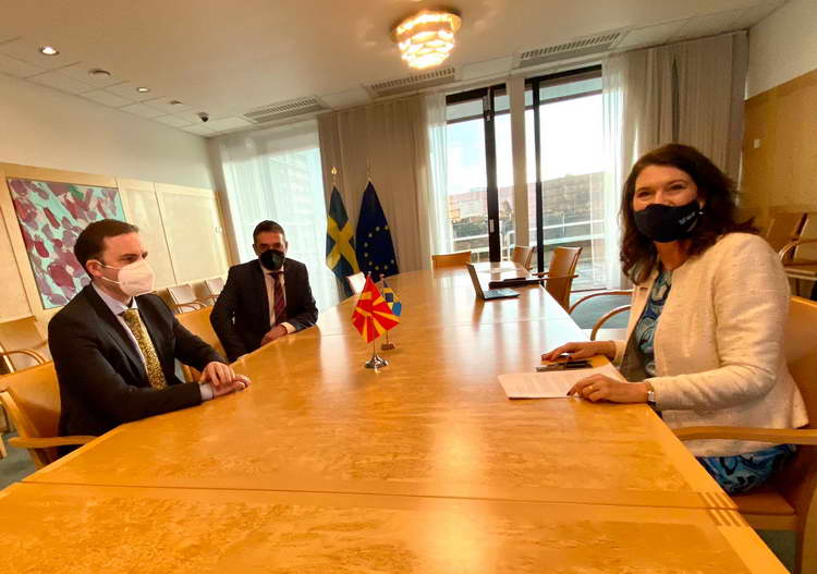 Димитров и Османи во Брисел на состаноци со МНР на Шведска и Финска