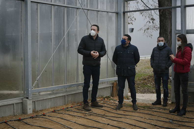 Милевски: Стакленик и метеоролошка станица во Полошкиот регион за подобрување на земјоделското производство