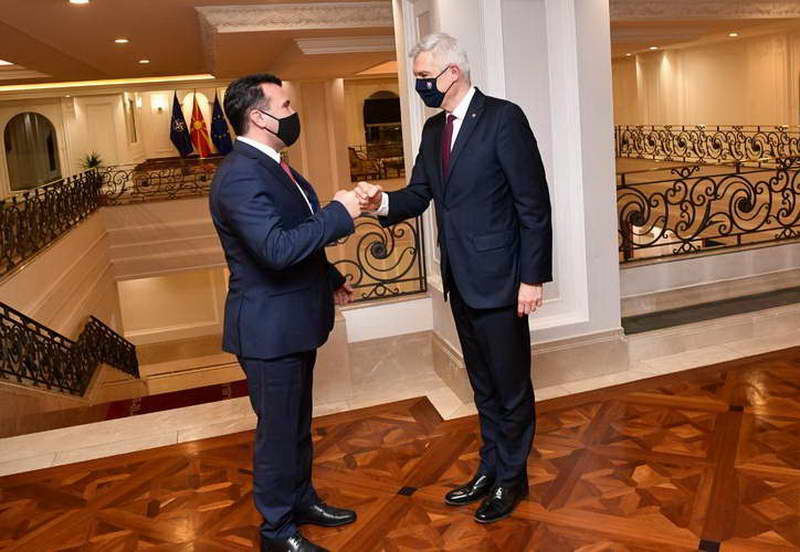 Средба Заев - Корчок: Поздравено е лидерството на премиерот Заев, Словачката Република го поддржува напредокот на државава кон ЕУ