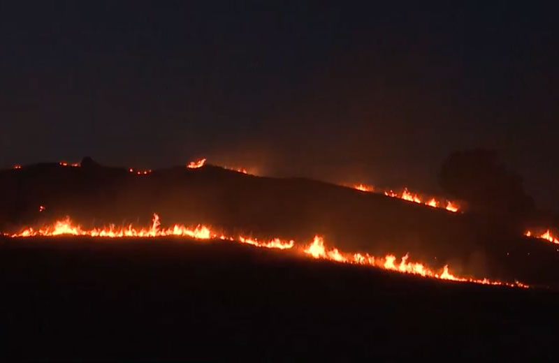Ситуацијата со пожарот над Кочани сè уште тешка