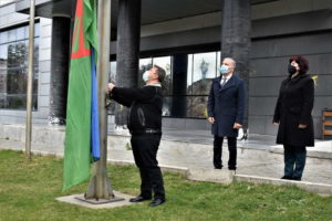 Со кревање на ромското знаме, Општина Прилеп го одбележа Меѓународниот ден на Ромите, 8 Април