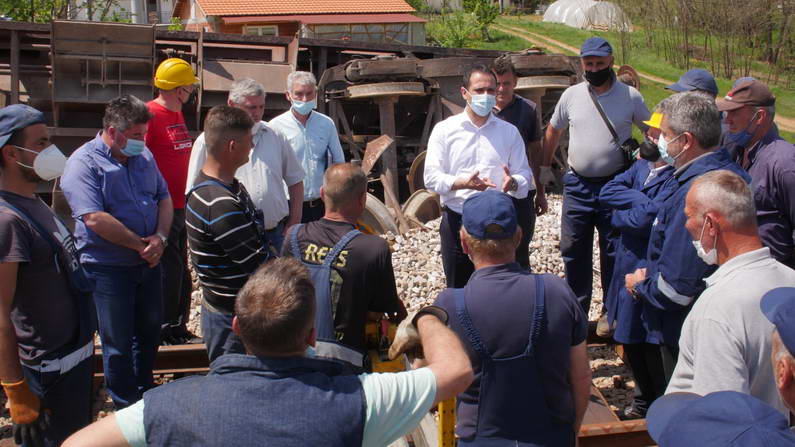 Бочварски: Оштетената пруга кај Куманово од утре ја ставаме во функција