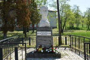 77 години од смртта на народните херои Кире Гаврилоски - Јане и Круме Волнароски