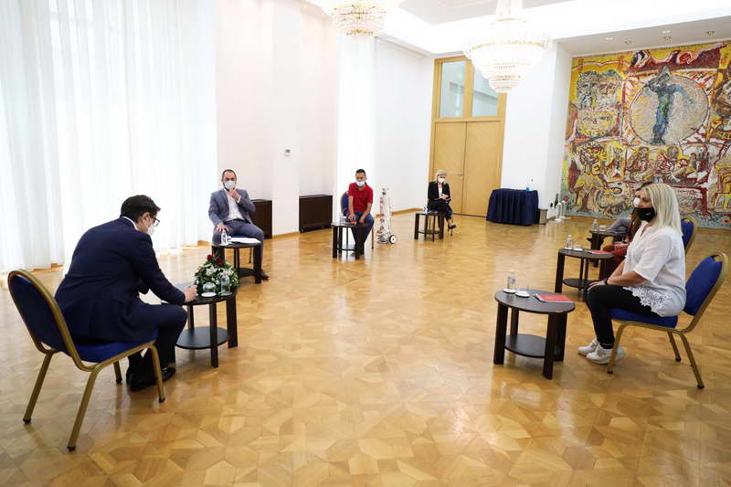 Средба на претседателот Пендаровски со претставници на здружението Асоцијација за Цистична Фиброза