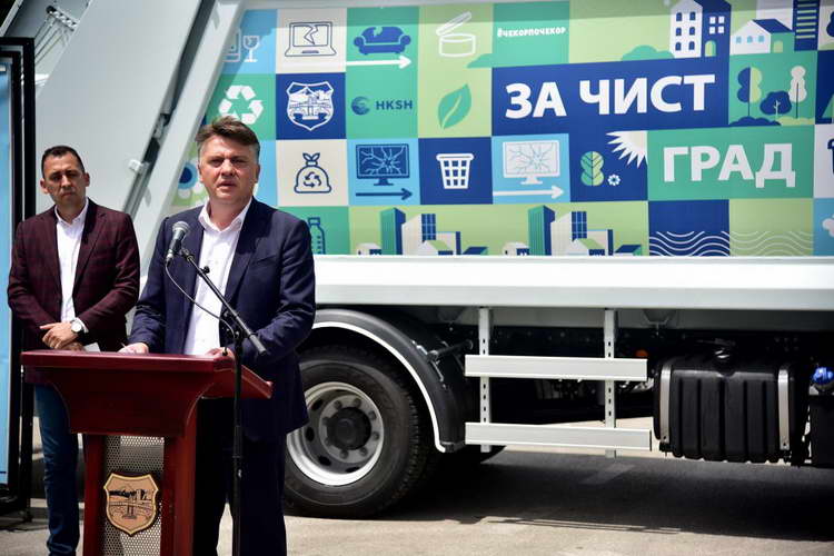 Шилегов е задоволен од својот актуелен рејтинг, ВМРО-ДПМНЕ го „мери“ својот кандидат за изборите