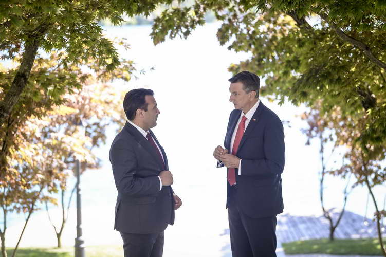 Заев оствари средба со словенечкиот претседател Пахор: Словенија и цела Европа поддржуваат почеток на преговорите за Северна Македонија