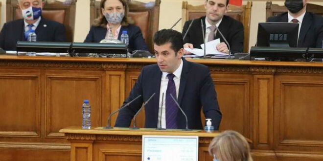 Петков: За кревањето на ветото од Бугарија ќе треба согласност во владината коалиција и парламентот