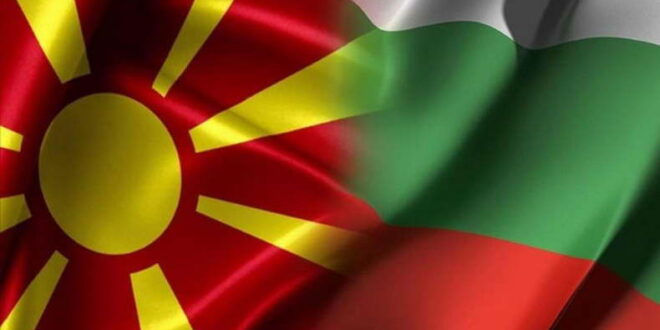 Екс бугарскиот премиер Димитров: Постои решение ако едната страна дава позитивни сигнали
