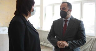 Министерот Шаќири во увид на градежните активности во прилепското средно училиште „Ѓорче Петров“