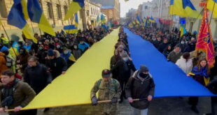 Илјадници Украинци маршираа против заканата од руска инвазија