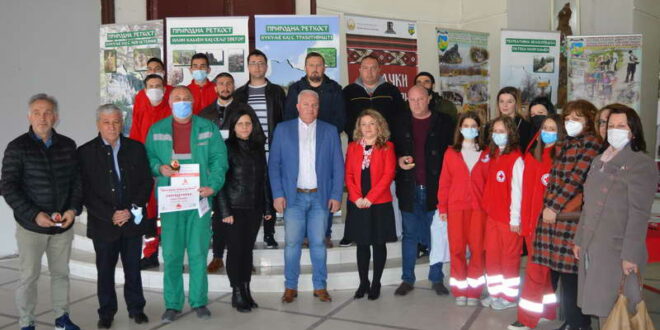 Делчево го одбележа Денот на крводарителите и Денот на Црвениот крст на Република Северна Македонија