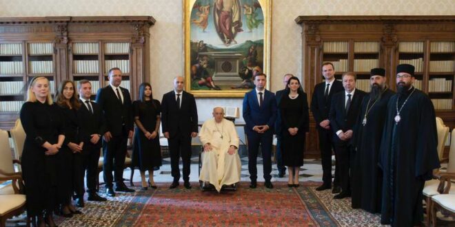 Ковачевски на средбата со Папата Франциск