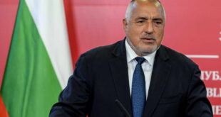 Партијата ГЕРБ на Борисов води на изборите во Бугарија