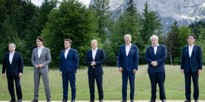 Самит на Г7: Големо шоу и ништо повеќе?