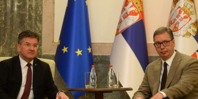 Вучиќ: Србија е подготвена за дијалог, но косовската страна не е