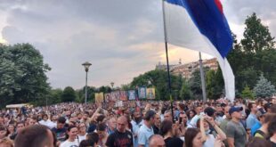 литијата против Европрајдот во Белград