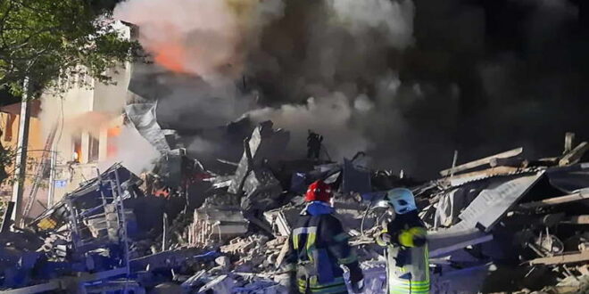 Украина одбила напад врз Керсон, Харкив цел на руски бомбардирања