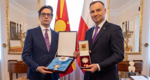(ВИДЕО) Претседателот Пендаровски во Варшава одликуван со Орден на Белиот Орел, претседателот Дуда со Орден „8 Септември“