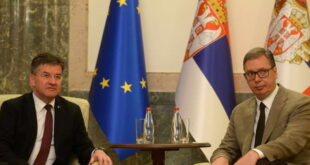 Лајчак во Белград на средба со Вучиќ