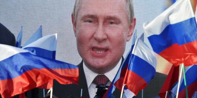 Владимир Путин: Роденденот на еден тиранин
