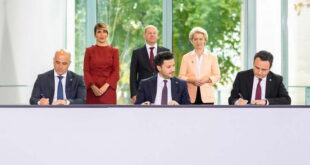 Премиерот Ковачевски и лидерите од Западен Балкан во Берлин потпишаа три договори за мобилност за забрзан регионален економски раст и развој