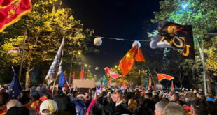 ЕУ бара да престане блокадата на институциите во Црна Гора