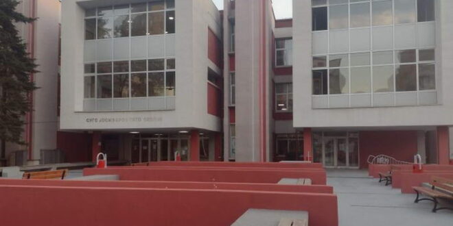 Еден приведен во врска со лажните закани за бомби во скопските средни училишта