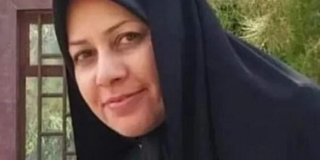 Уапсена внуката на Хамнеи во Иран по нејзината осуда на режимот