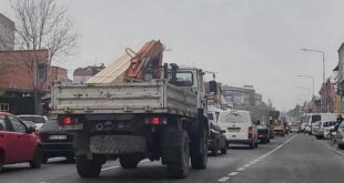 Скопје утрово во сообраќаен колапс поради блокадата на „Слобода превоз“