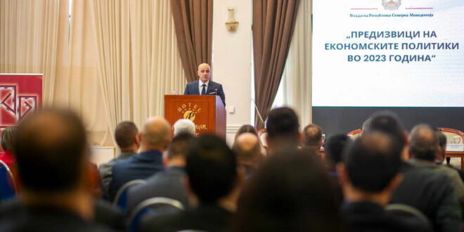 (Видео) Ковачевски: Подобар животен стандард и нови инвестиции за економски раст и подобри услови за граѓаните и компаниите