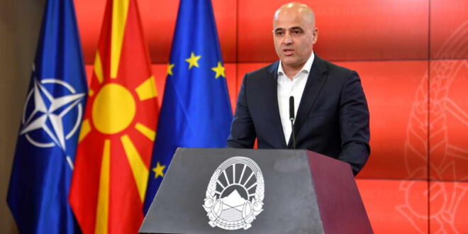 Ковачевски би отстапил од премиер, ако има некој од ВМРО што ќе сака да ги потпише уставните измени за во Собрание