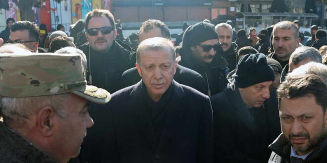 Навивачите на Бешикташ и Фенербахче бараат оставка од турската влада