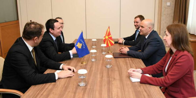 Средба Ковачевски-Курти: Македонија го поздравува ЕУ предлогот за нормализирање на односите Косово-Србија