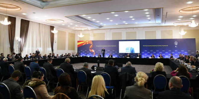 Ковачевски од Економскиот форум: Економската и енергетска криза ја претвораме во можност, носиме странски инвестиции