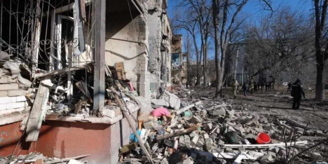 Додека гинат цивили од руските напади, Путин во посета на окупираните делови на Украина