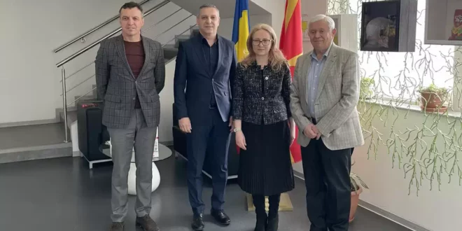 Романската амбасадорка Аксинте ја посети Витаминка